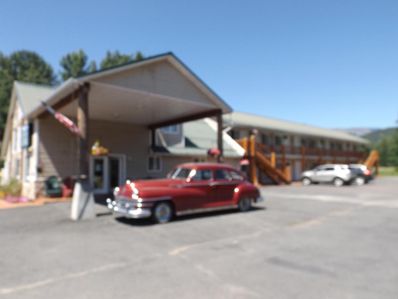 Clark Fork Lodge Buitenkant foto