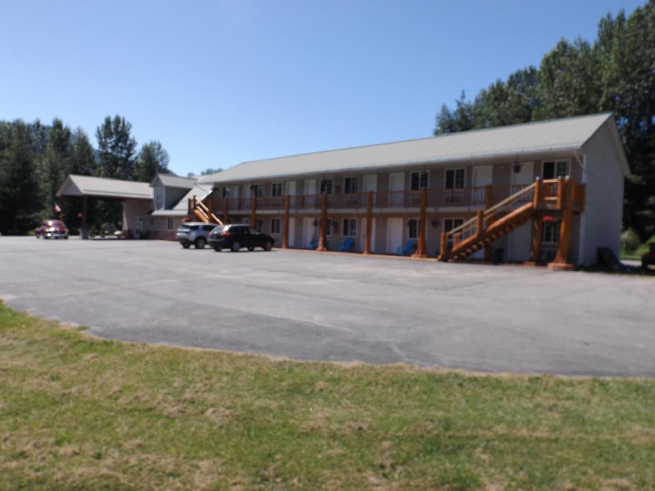 Clark Fork Lodge Buitenkant foto