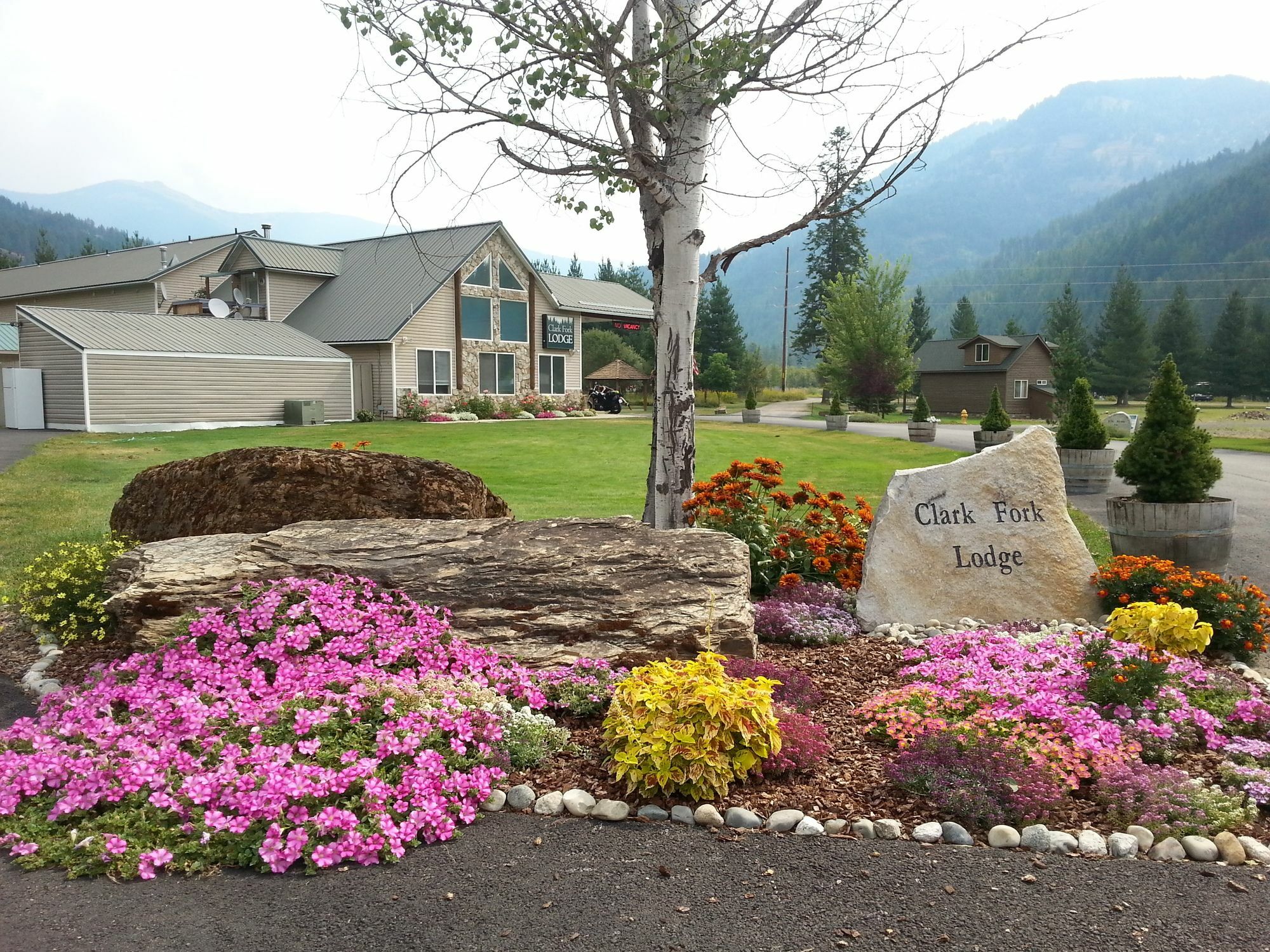 Clark Fork Lodge Buitenkant foto